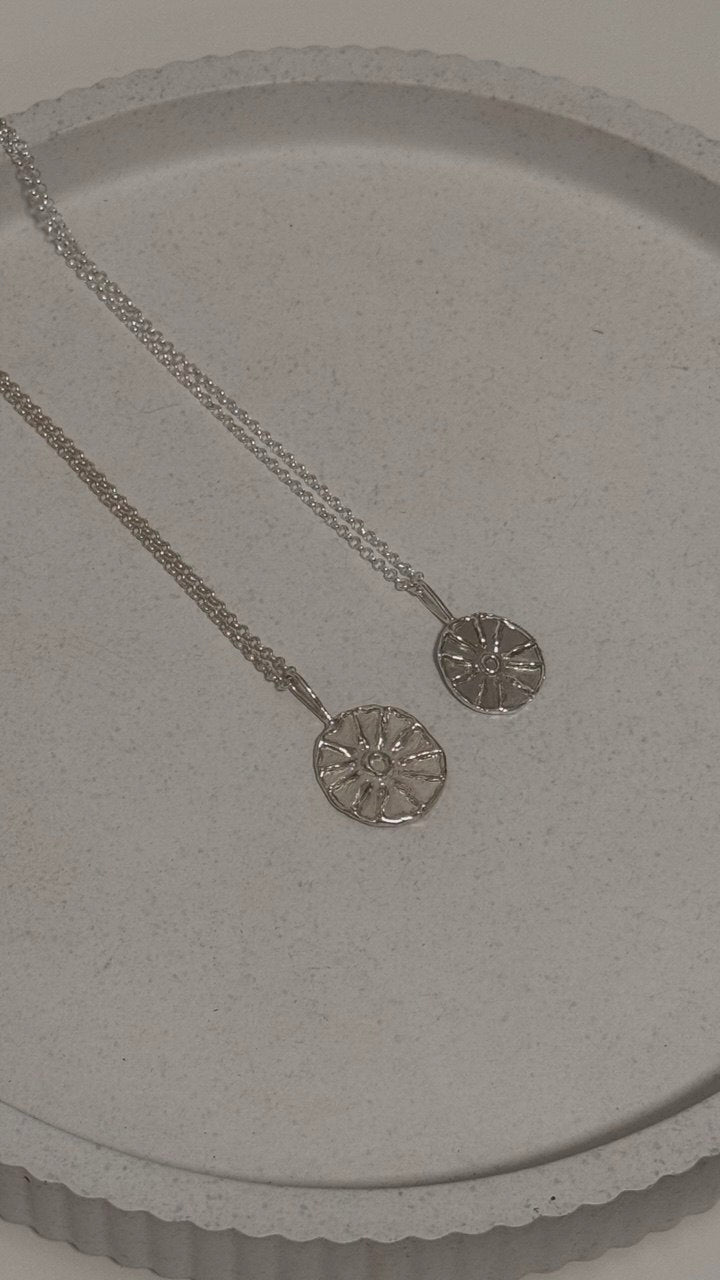Mini Sunny Necklace