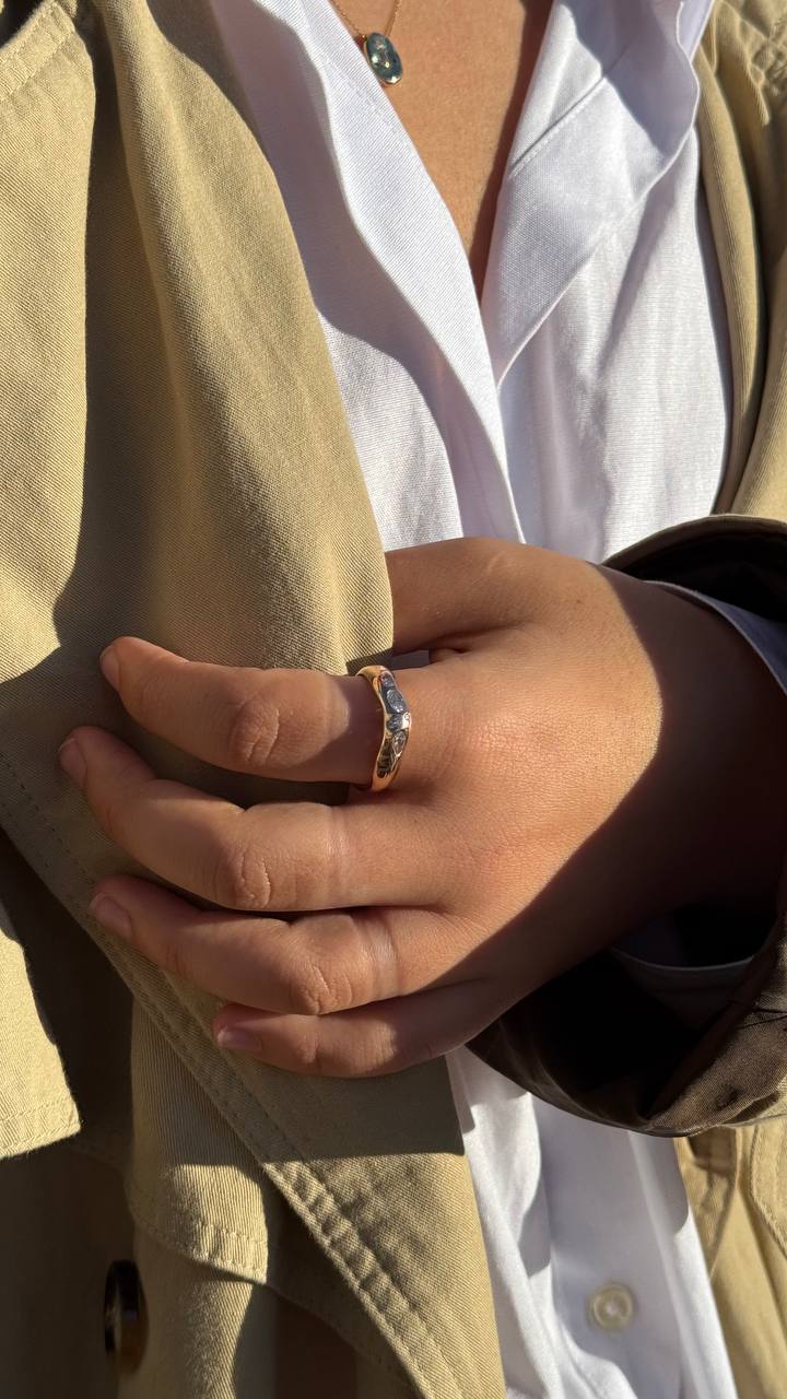 Astra ring 14k gold & diamonds