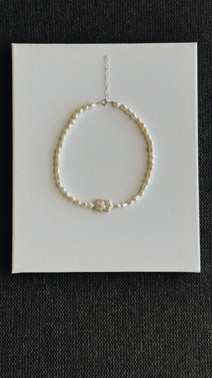 Mother Of Pearls Necklace